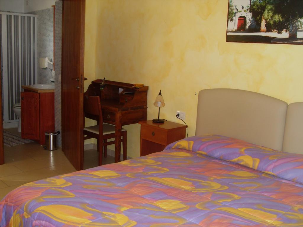 B&B Frammenti D'Itria Ceglie Messapica Buitenkant foto