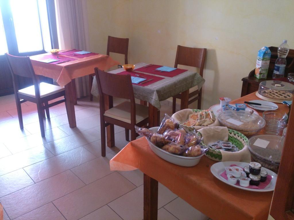 B&B Frammenti D'Itria Ceglie Messapica Buitenkant foto