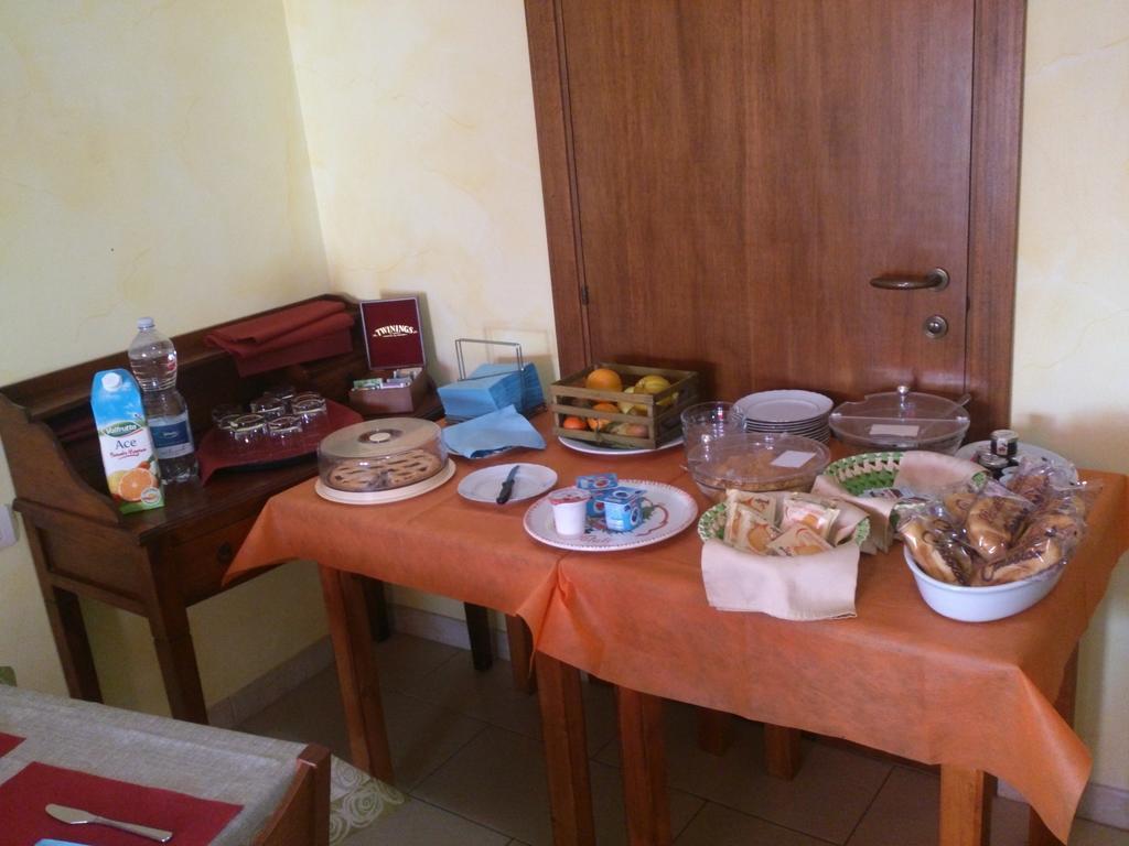 B&B Frammenti D'Itria Ceglie Messapica Buitenkant foto
